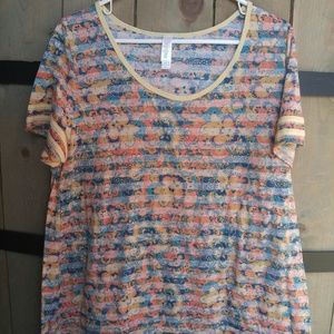 SOFT! Lularoe classic T